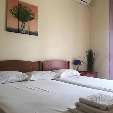 Plaza 3* Leptokaryá