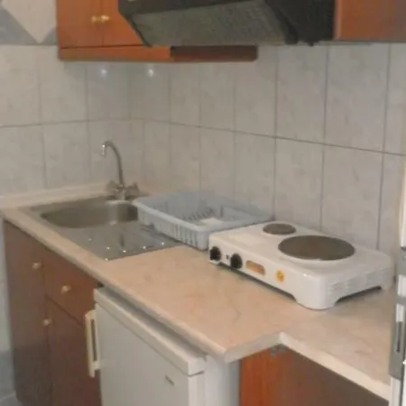 Plaza Gasthuis Leptokaryá