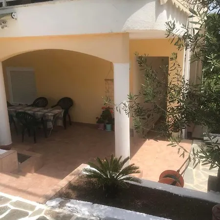 Plaza Guest house 3*